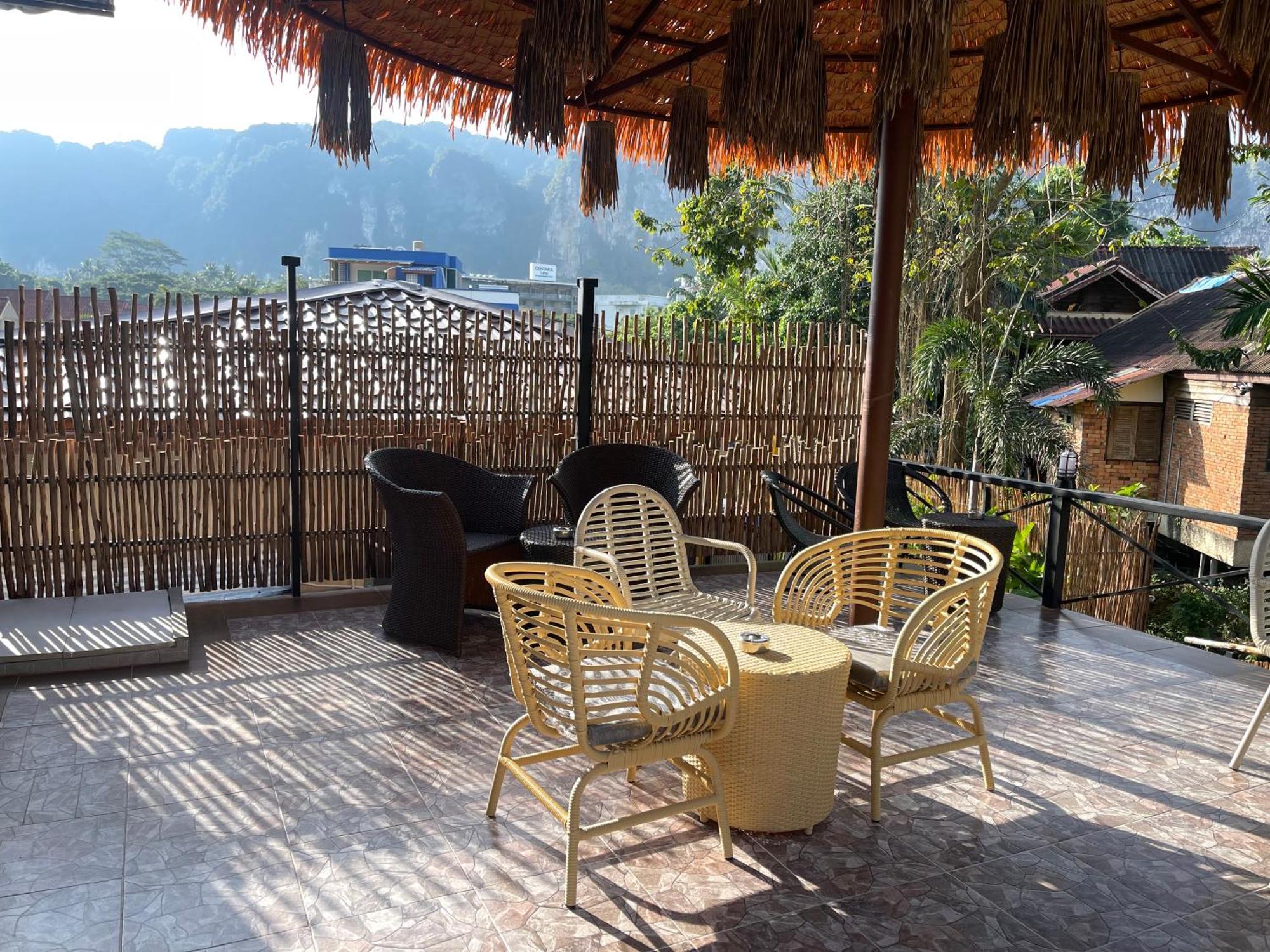 Summer Club And Hostel Ao Nang Esterno foto